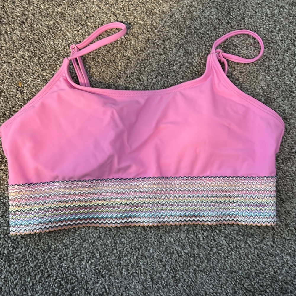 Pink Bikini - Picture 5 of 9